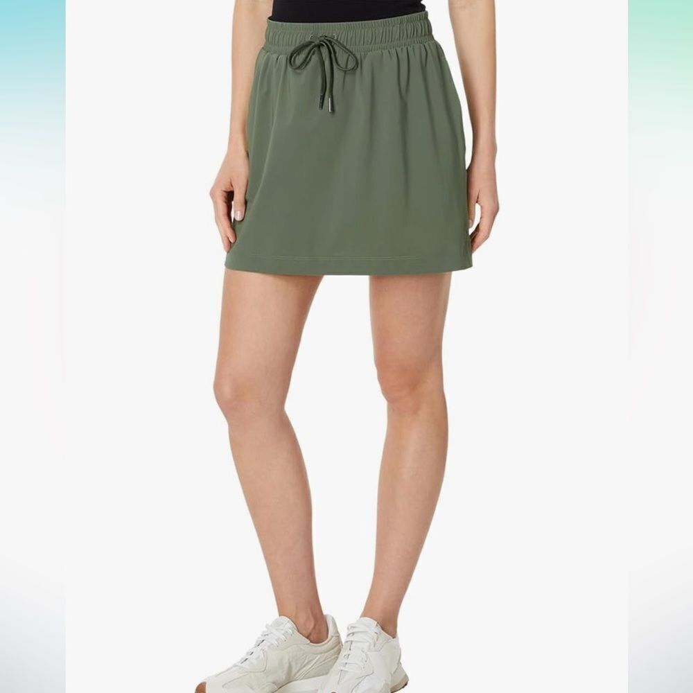 Sweaty Betty Women's Explorer Mini Skirt Ivy Green size M